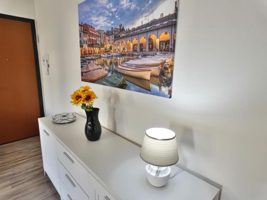 Appartement Welcome House Desenzano Center à Desenzano del Garda Extérieur photo
