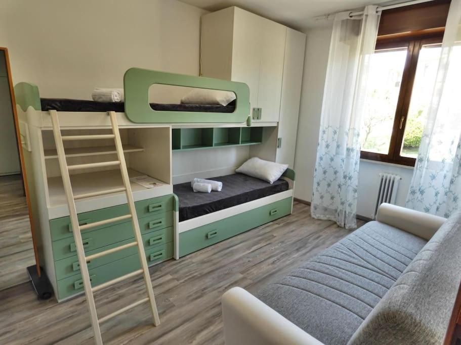 Appartement Welcome House Desenzano Center à Desenzano del Garda Extérieur photo